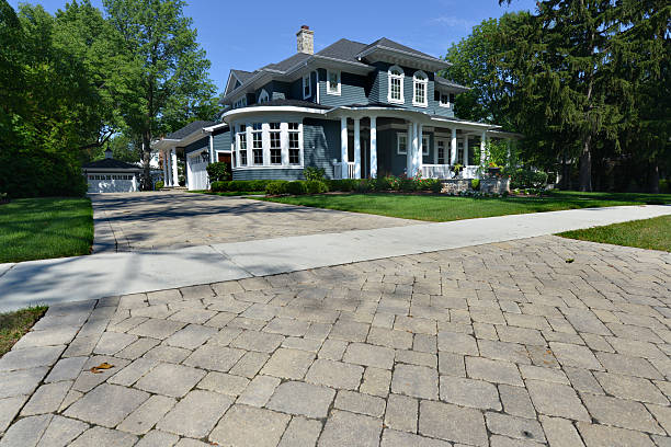 Best Driveway Pavers Near Me  in Mora, MN